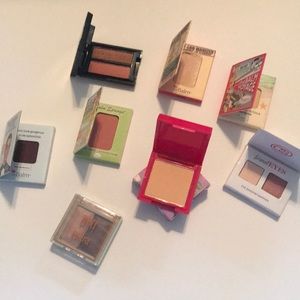 Sampler eyeshadows, blush and diamond powder